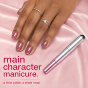 Glossy gel manicure styling inspiration